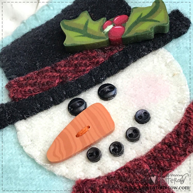 Snow Many Buttons Wool Applique Mini Pillow *Download*